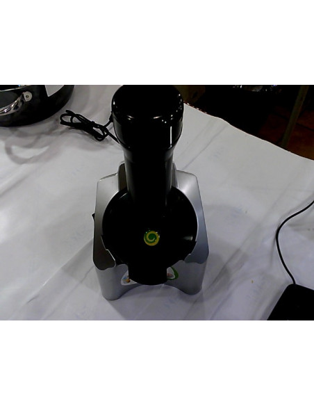 7-2-13423-1-Heladera Princess Yonanas