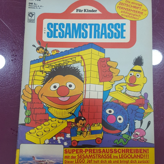 7-7-38676-1-Comic Variado