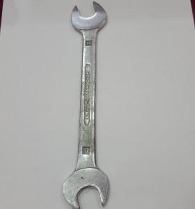 7-7-46595-1-LLAVE FIJA 18 19