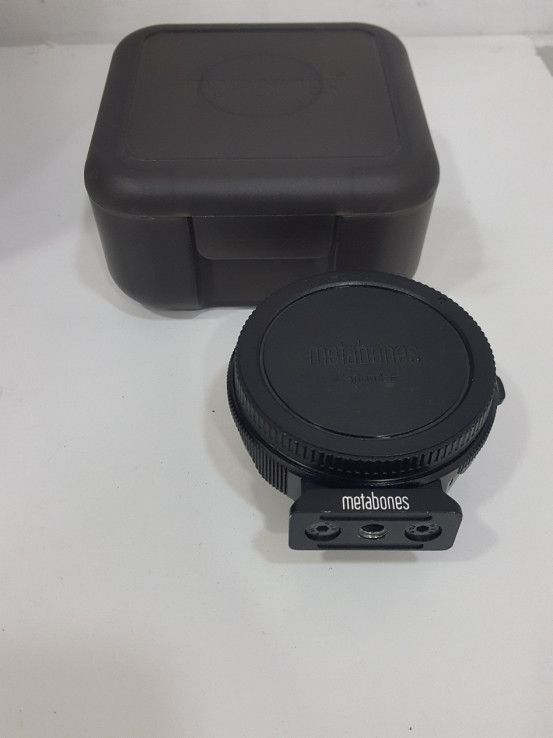 7-7-38193-1-Objetivo Metabones EF-BMPCC Speed Booster 0.58x