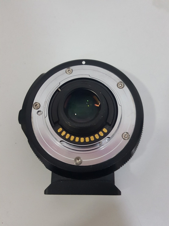 7-7-38193-3-Objetivo Metabones EF-BMPCC Speed Booster 0.58x