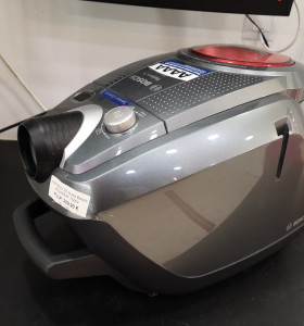 7-7-40607-1-Aspiradora Sin bolsa Bosch BGS5PERF 750W