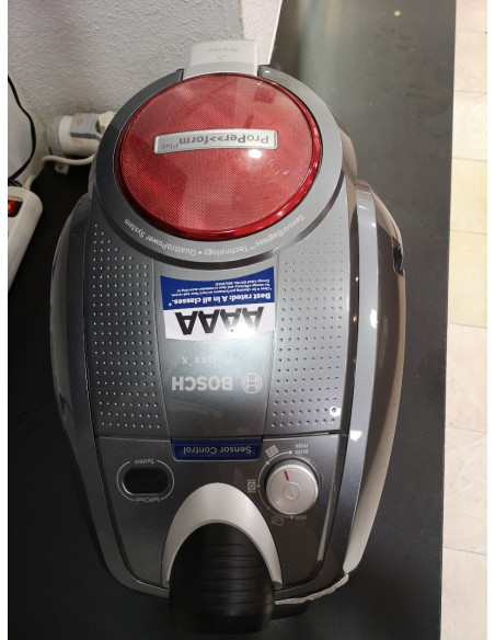 7-7-40607-2-Aspiradora Sin bolsa Bosch BGS5PERF 750W