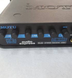 7-7-68433-1-Música profesional tarjeta de sonido MOTU Audio Express 2