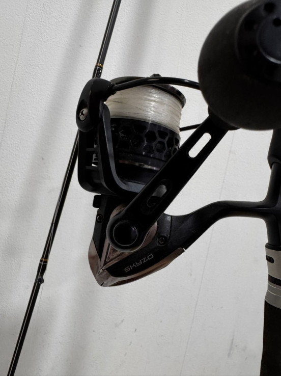 7-7-71047-2-Cana De Pescar Simple toyama 108xh( skyzo)