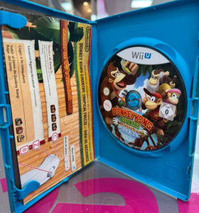 7-7-79015-1-Donkey Kong Country Tropical Freeze WII U 2
