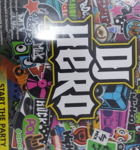 8-7-11483-1-DJ Hero Wii
