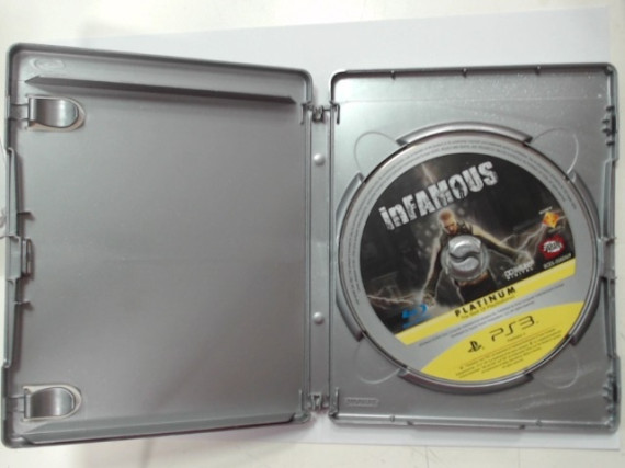 8-8-34402-2-Infamous Ps3