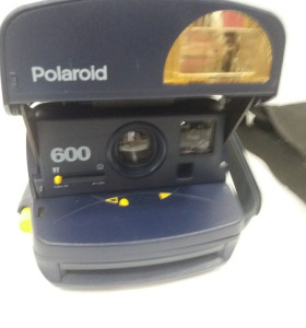 8-2-101575-1-POLAROID 600 (coleccionismo) 2