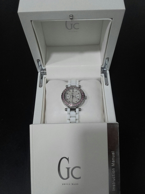 8-6-90560-1-Reloj GUESS Collection Diver Chic 92000L1 Ceramica Mujer