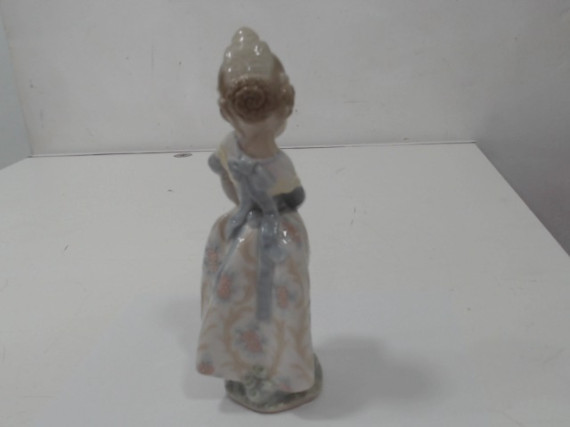 8-8-33065-2-Lladro Valencia Niña Cesta de Naranjas 7 Alto