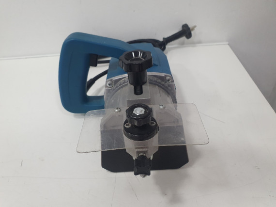 8-8-41351-2-Fresadora Virutex As 93 1100w