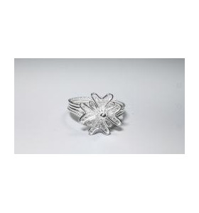 8-1-163114-1-Anillo forma flor pequeña