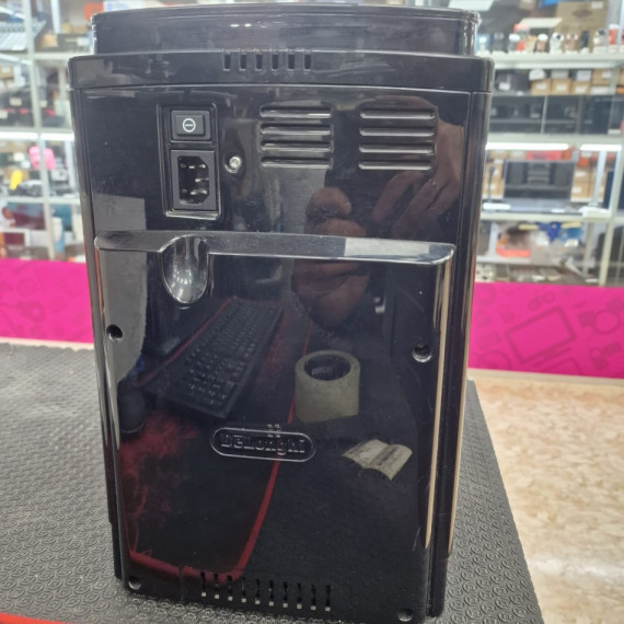 8-1-251938-3-Cafetera De Longui ECAM25.462.B