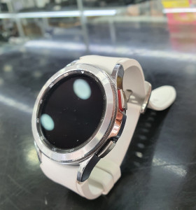 8-8-52445-1-Smartwatch Samsung Watch 4 Classic 42mm 2