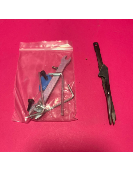 8-8-66296-3-Herramienta Especializada Pistola para alfombras acc