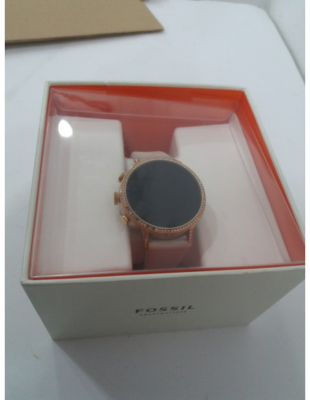 8-2-105747-1-Smartwatch Fossil DW7F1