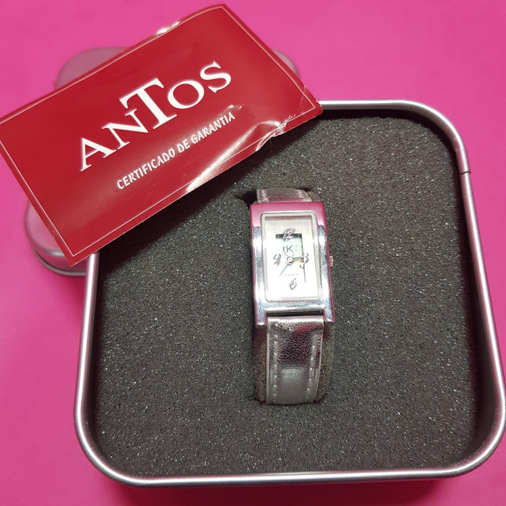 8-8-66944-2-Reloj pulsera señora Antos IK rectangular plateado (Sin Uso)