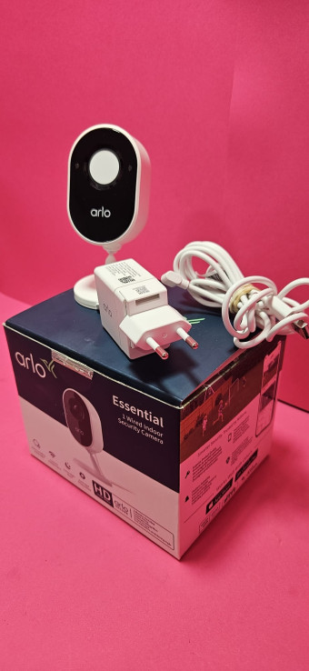 8-8-66397-2-Camara Videovigilancia Arlo Essential