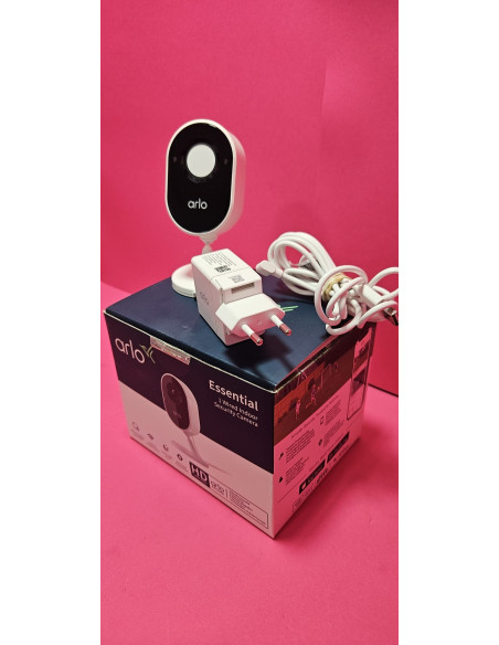 8-8-66397-2-Camara Videovigilancia Arlo Essential