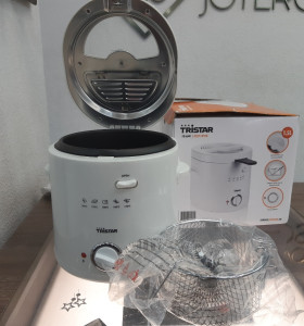 8-1-228880-1-Freidora TRISTAR FREIDORA FR6941 1,5LTS TERMOSTATO BLANCA 