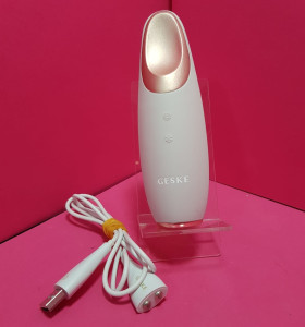 8-8-67484-1-Cuidado facial Estetica Genke Warm Cool Eye Energizer