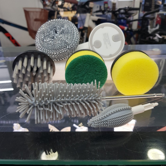 8-8-66270-2-Hogar y complementos cepillo de limpieza pequeño (Nuevo)