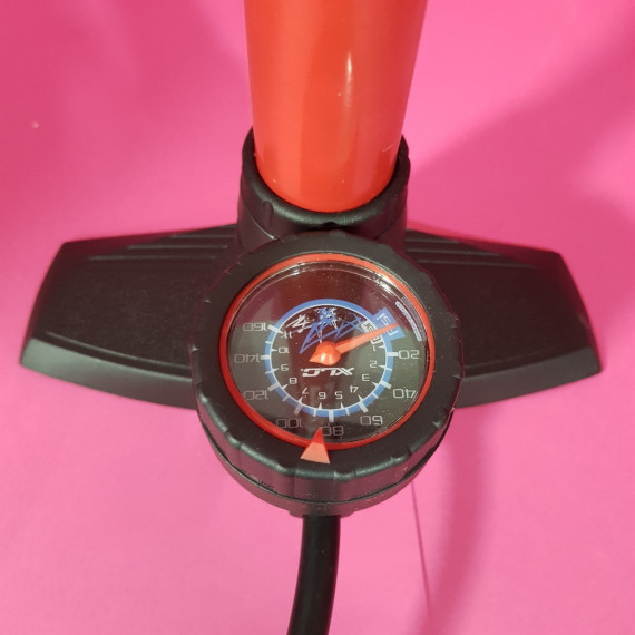 8-8-68895-2-Bomba Hinchado Xlc