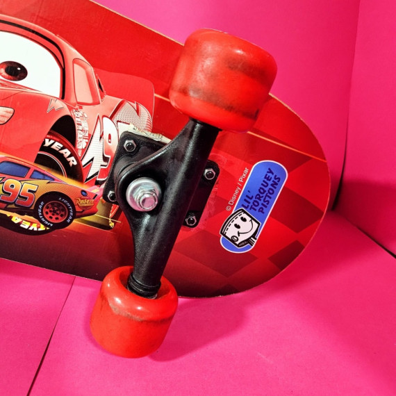 8-8-69839-4-Patinete Cars Lighthing McQueen