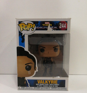 8-6-151189-1-Objetos Insólitos Funko Marvel Thor Valkyrie 244 Ragnarok