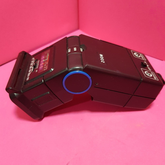 8-8-66596-4-Flashes Fotográficos Crowmn 715A