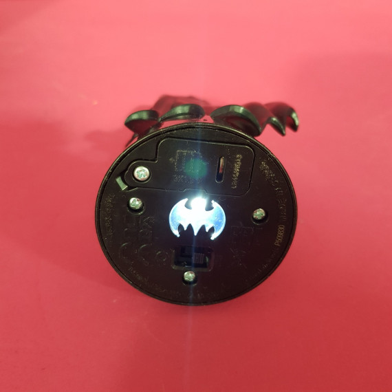 8-8-69164-2-Bebé y juguetes Batman linterna