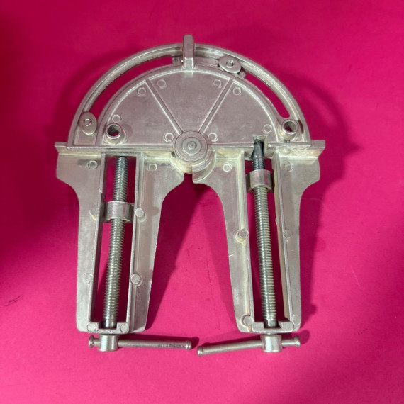8-8-70661-2-Medida Abrazadera Ajustable PONY CLAMPS 9133