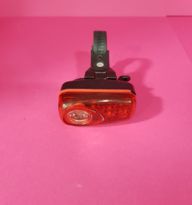 8-8-68834-1-Accesorio Y Complementos Luz Trasera 2