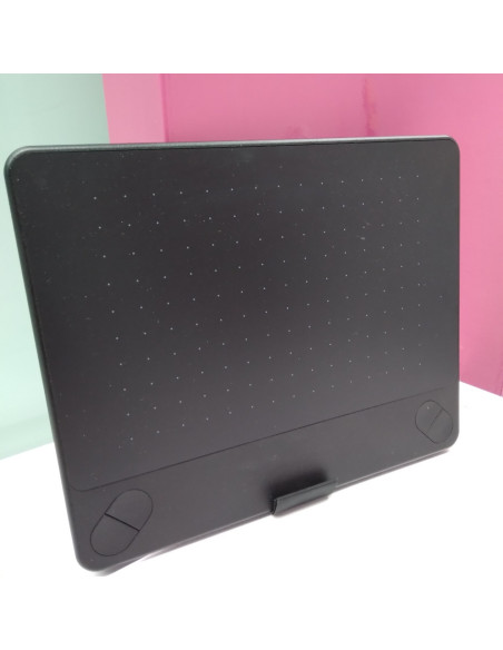 9-2-98164-1-Wacom Intuos Comic 