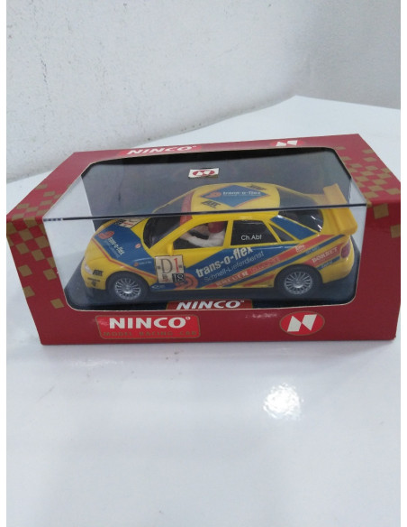 9-2-108880-1-NINCO 50138 AUDI A4