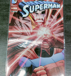 9-9-48103-1-Comic Superman 36 Geoff jonhs