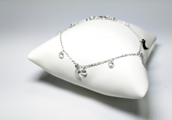 6-2-93173-2-Pulsera luna con piedra colgante