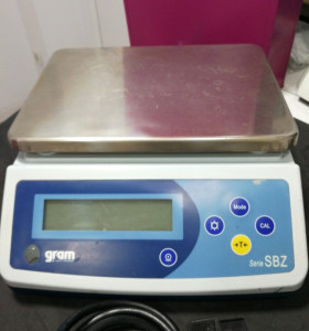 6-6-149292-1-Bascula GRAM Serie SBZ (Joyeria) 