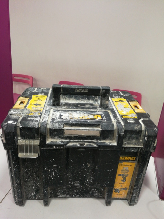 6-6-149863-5-Herramientas Eléctricas Combo Dewalt DCK2080P2T radial y atornillador