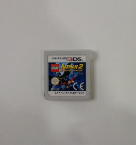 6-6-151107-1-Videojuego 3DS super batman 2