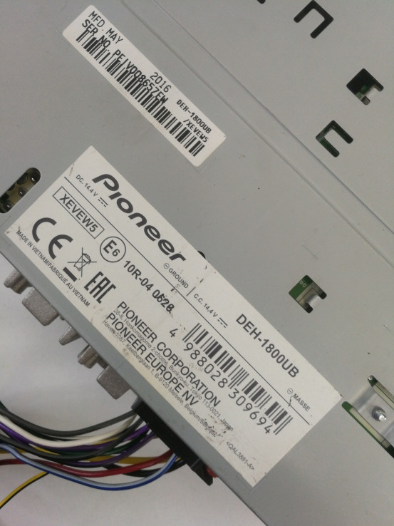 6-6-155651-2-Autorradio Pionner DEH-1800UB