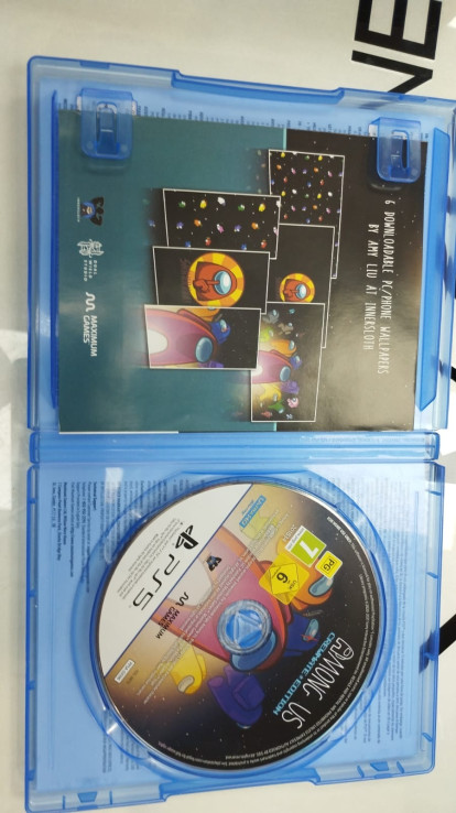 6-6-160479-2-Videojuego PS5 among us 
