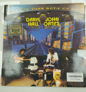 6-6-160494-1-Vinilo bigger than booth of us