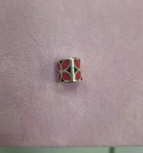 6-6-160760-1-Joyería Charm