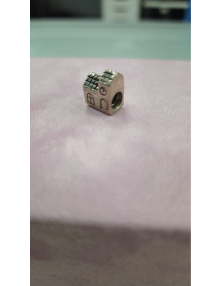 6-6-160761-1-Joyería Charm