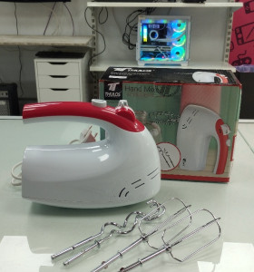 6-6-161222-1-Amasadora Thulos 250W