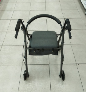 6-6-162915-1-Andador Con Frenos  2