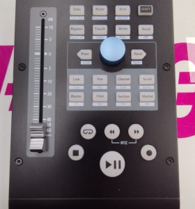 6-6-162931-1-Controlador MIDI PRESONUS FADERPORT 