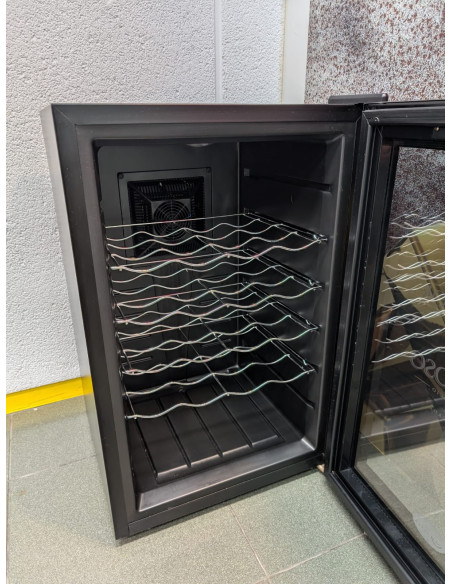 6-9-66685-3-Vinoteca Cave Vinum